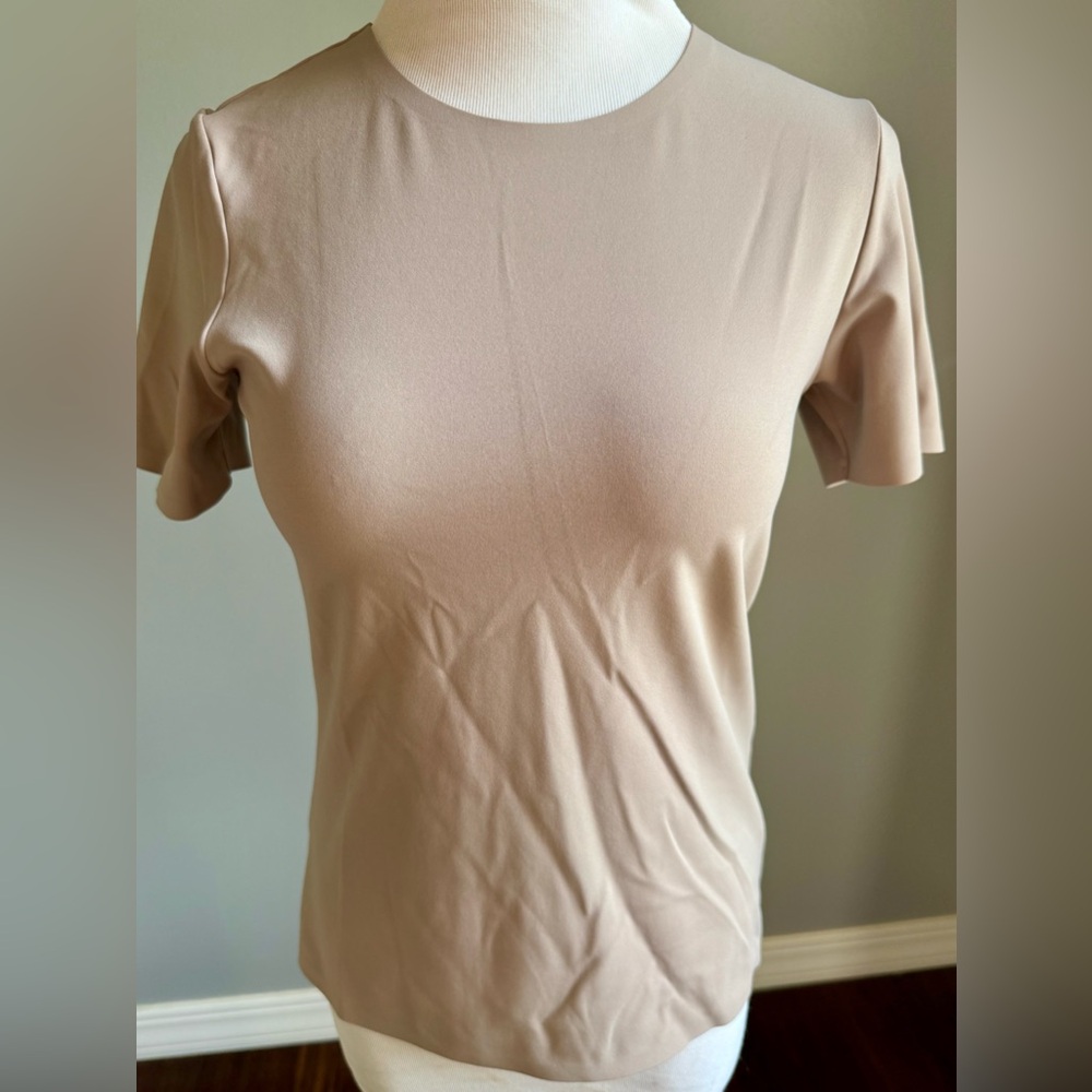 Victoria’s Secret Medium Taupe Short Sleeve Fitted Tee